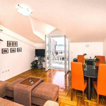 Lambrisa Lägenhet Trogir Exteriör bild
